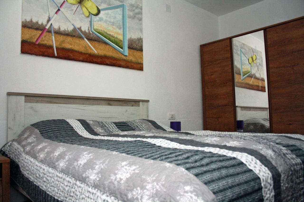 "Art House" Rovinj-Holiday, Holiday Home To Rent Rovinjsko Selo Eksteriør bilde