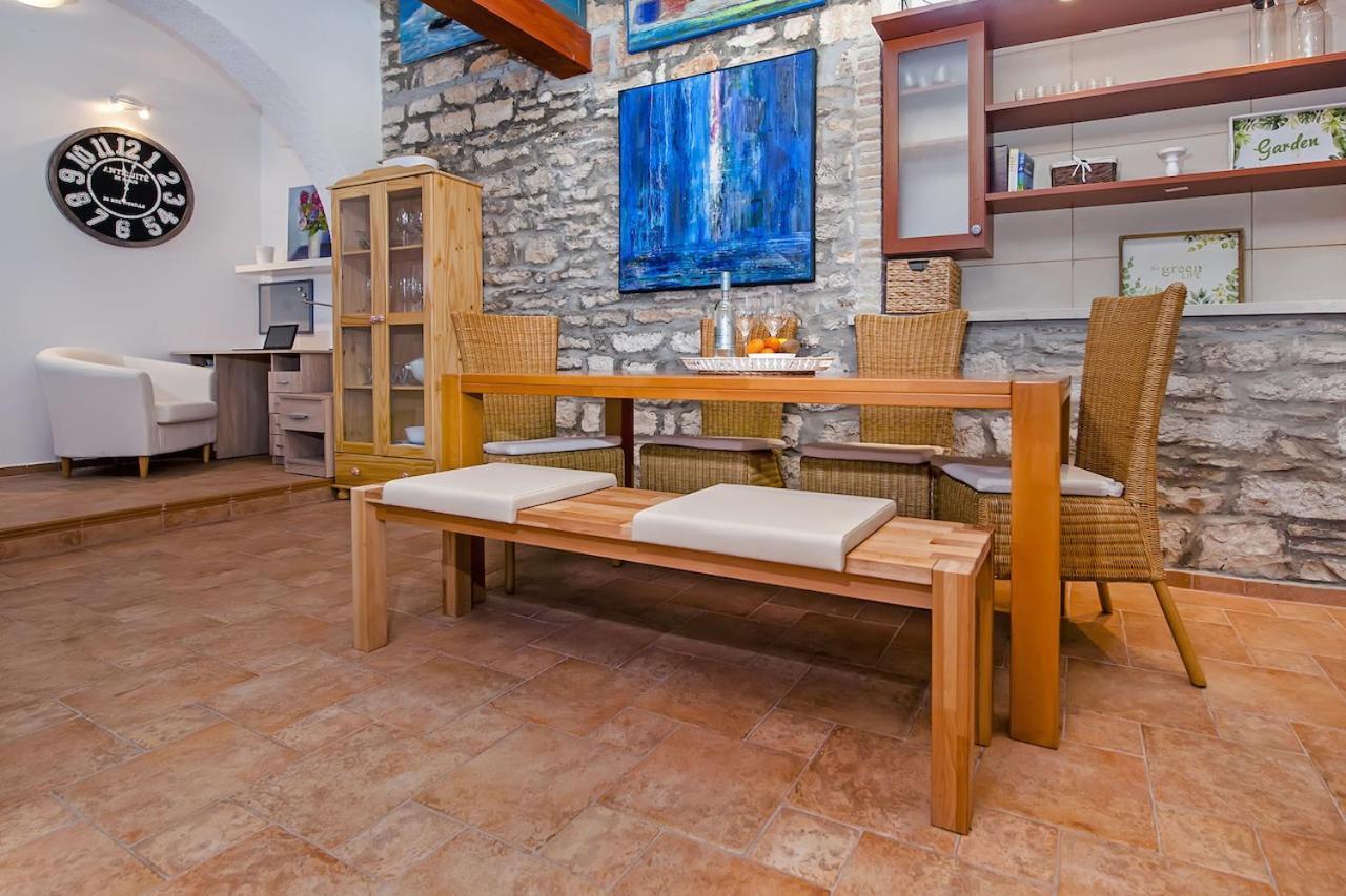 "Art House" Rovinj-Holiday, Holiday Home To Rent Rovinjsko Selo Eksteriør bilde